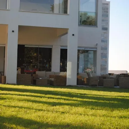 Gold Lagoon Kosher Hotel